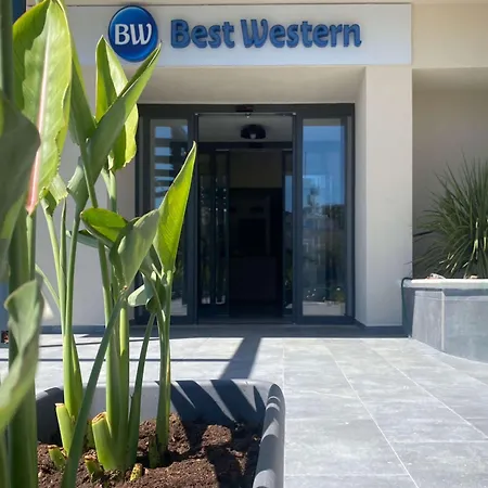 Western מלון 4*