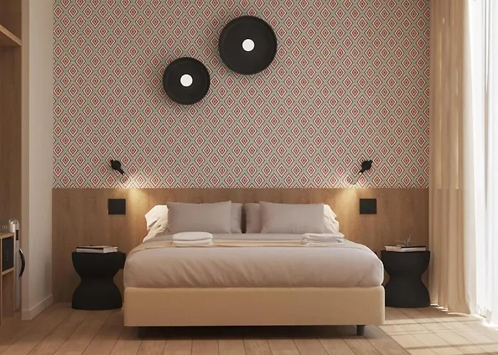Western Hotel 4*