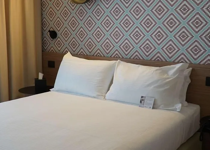 Western Hotel 4*